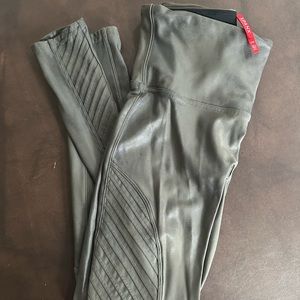 SPANX faux leather moto leggings, GUNMETAL gray, size L